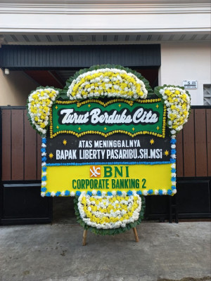 Papan Bunga Duka di Sicincin